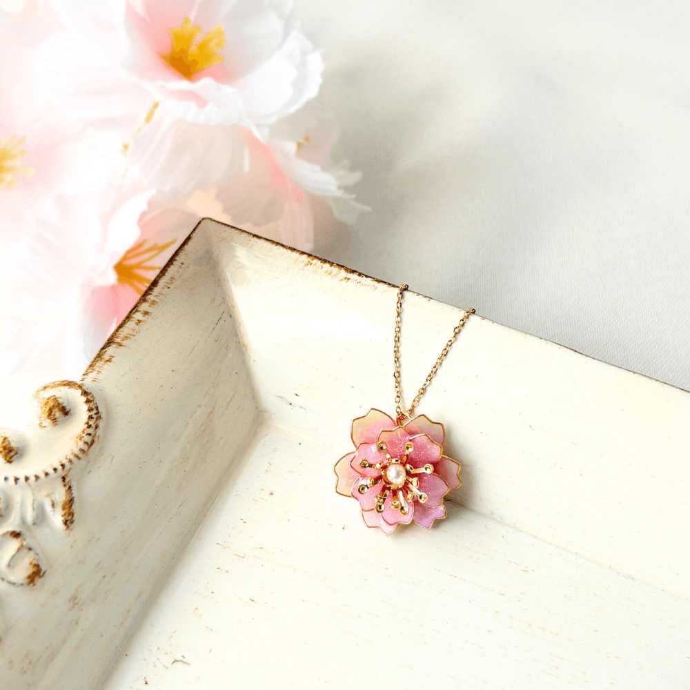 【八重桜】ネックレス ピンクのグラデーション サージカルステンレス 金属アレルギー対応 受注生産 春の新作 | 4枚目